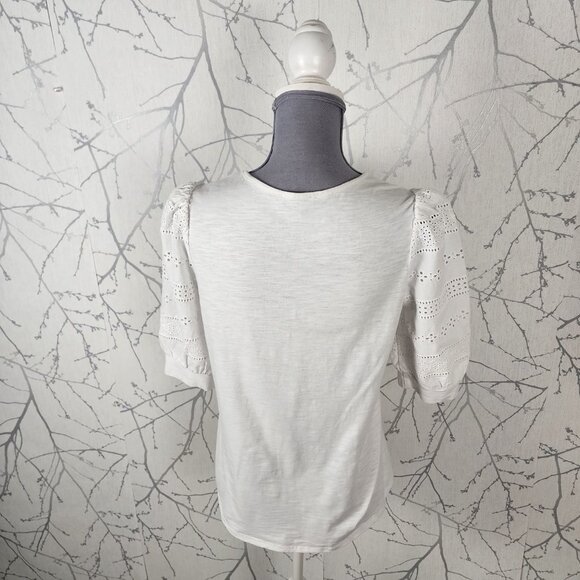 Status by Chenault White Cotton Blend Eyelet Puff Sleeve V-Neck Top - Picture 4 of 6